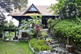 Pantai Villa | Amazing feel in Plassid.