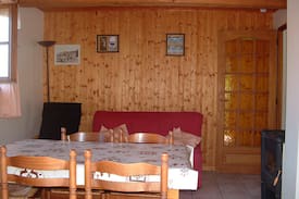 Montperreux Apartment | AUTHENTIQUE FERME COMTOISE