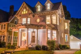 Historic Water Tower House | STUNNING VICTORIAN-SPACIOUS and COZY w / 8 Bdrms