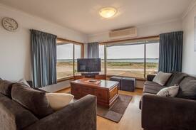 Port Broughton House | Sunset Beachin' @ Port Broughton