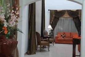 San Pedro Sula House | Casa Los Arcos, frente al Hotel Copantl