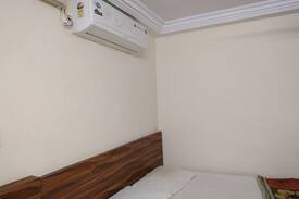 Vijayawada Hotel | Gangotri Residency 3 Bed AC Room, Vijayawada.