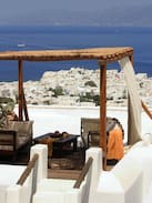 Drafaki Apartment | Orange Suite in Mykonos Town