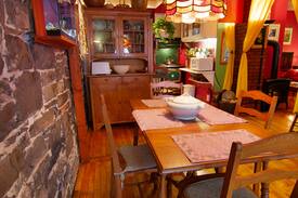 Old Quebec Bed & Breakfast | La Maison Lafleur Old -Quebec bnb#2