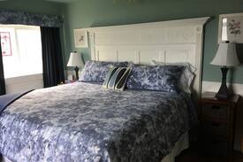 Port Clements Cabin | Smillie's Cottage