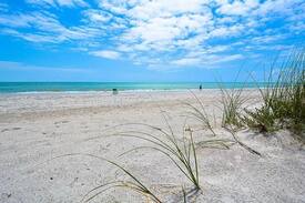 Madeira Beach House | Cozy vintage beach cottage steps to the sand