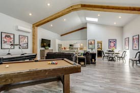 Fort Worth House | Tiara Mansion 8 bedroom, 5 Bath, Pool, on 5 acres