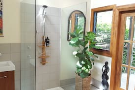 Valla Cabin | Valhalla Dream Home Luxury Cabin - Bush Views