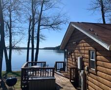 Eagle River Cabin | Four Pines on Dam Lake