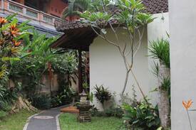 Ubud City-Centre House | Puri Bebengan Bungalow Ubud 2