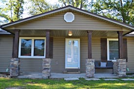 Crossville House | Angler Lodge on the Lake