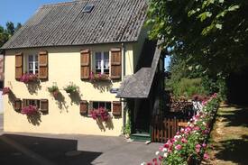 Notre-Dame-du-Touchet Cabin | The Bell's End Cottage in Lower Normandy France