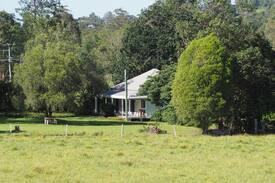 Upper Lansdowne Cabin | Flame Tree Cottage - a secluded rural escape