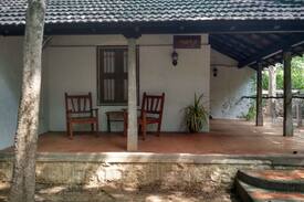Tiruvannamalai House | Yellow Room, Purity - Bose Compound