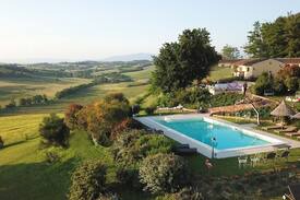 Castiglione del Lago Apartment | Farmhouse between Tuscany/Umbria wonderful view