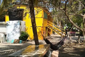 Tobacco Caye Apartment | Gills Cove - Tobacco Caye Room 2