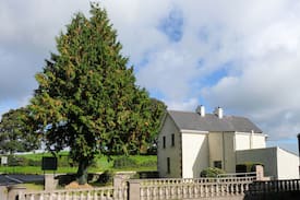 Ballinamore House | Garadice View Farmhouse