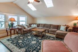 Powers Lake House | 7 BR Retreat Lake House - Sleep 22 in Beds