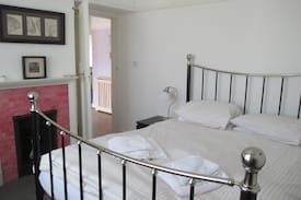 Troon House | Curlew Cottage Troon