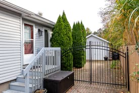Historic Old Town House | Gate House in Niagara-on-the-Lake