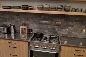Ohakune House | Shed 22 - Big Family Home with Spa Mountain View