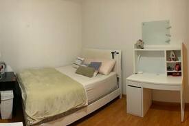 Gravesend Apartment | Fully furnished room in newly renovated apartment.