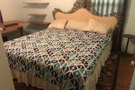 South San Mateo House | 420 Friendly, Pet Approved CalKing bed + Desk