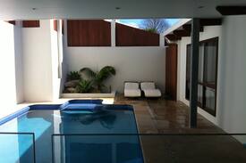 Wamberal House | LIKE A MINI RESORT LaBomShack