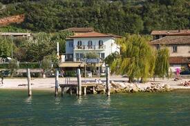 Campagnola Hotel | Campagnola Lake View Appartment with Balcony