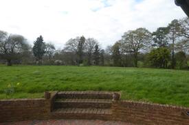Pulborough Cabin | Redlands cottage self check in!