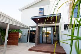 Moama House | RL Apartments 2/3 Simms St