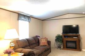 Waneta House | Cozy Walkers Branch Airbnb