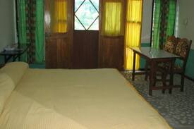 Komenda Bed & Breakfast | Esteem Guesthouse, Elmina, 6 private at $30 each.