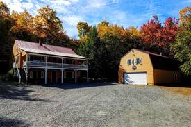East Corinth House | The Lodge on Sebec Lake - Lakeside Lodging