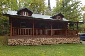 Weyerhaeuser Cabin | Winding Creek Cabin