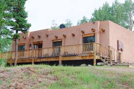 Amalia Cabin | Luxury Cabin in the Mountains