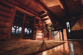 Haines Junction Villa | Mount Logan Lodge