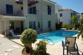 Argaka House | Luxury 3 Bed Villa In Argaka, Pool and Sea View