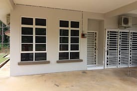 Maran District House | Homestay al-Ikhwan Taman Embun Mutiara, Chenor