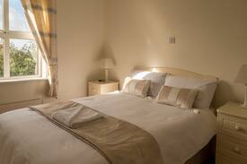 Friarsground Bed & Breakfast | Mulberry Lodge B&B Ballyhaunis