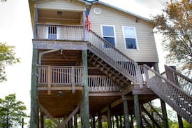 Hopedale Cabin | Kantcha Ketchem Fishing Lodge - Hopedale, La