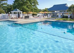 Fairfield Harbour Apartment | Harbourside II Condominium Sleeps 8