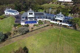 Red Hill Villa | South Hampton Luxury Retreat, pool, spa, bay views