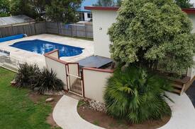 Cowes Villa | The `Island Entertainer' pool, spa, deck, beach