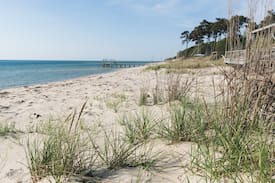 Silver Beach Cabin | Silver Beach: Sunset Bay Cottage on Private Beach
