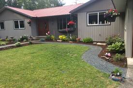 Regional District of Nanaimo House | Seacroft Resort, Waterfront Home/Mountain Views