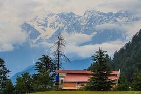 Shogran Bed & Breakfast | Tourist Inn Hotel Shogran