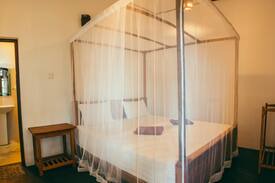 Nilwella House | Peak House Hiriketiya room 3