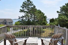 Deep Hole House | Scooby Dunes-Steps Away from Oyster Bay Water View
