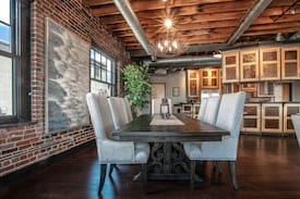 Midtown Apartment | The Aviators Penthouse Loft